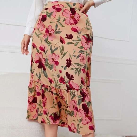 💐 Floral Midi Ruffle Skirt 💐 - Picture 3 of 6